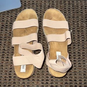 Size 8 Kimmie sandals, worn but in good condition